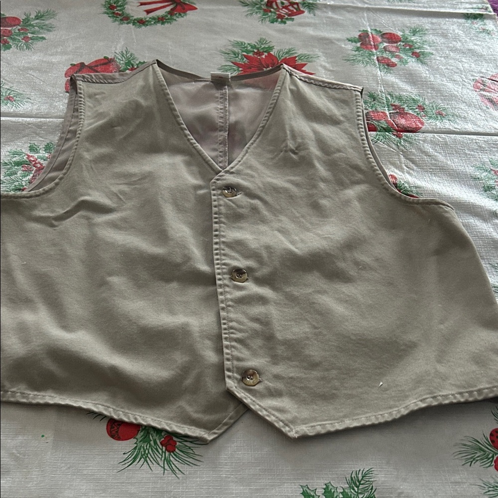 Beige vest